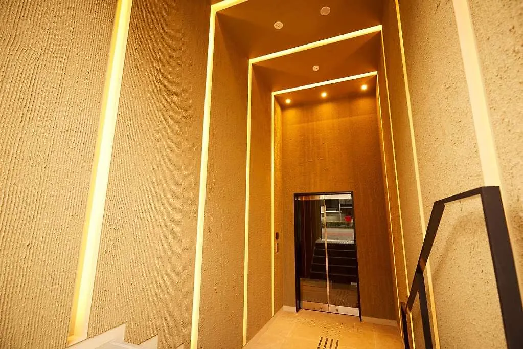 Hotel Monday Kyoto Karasumanijo location